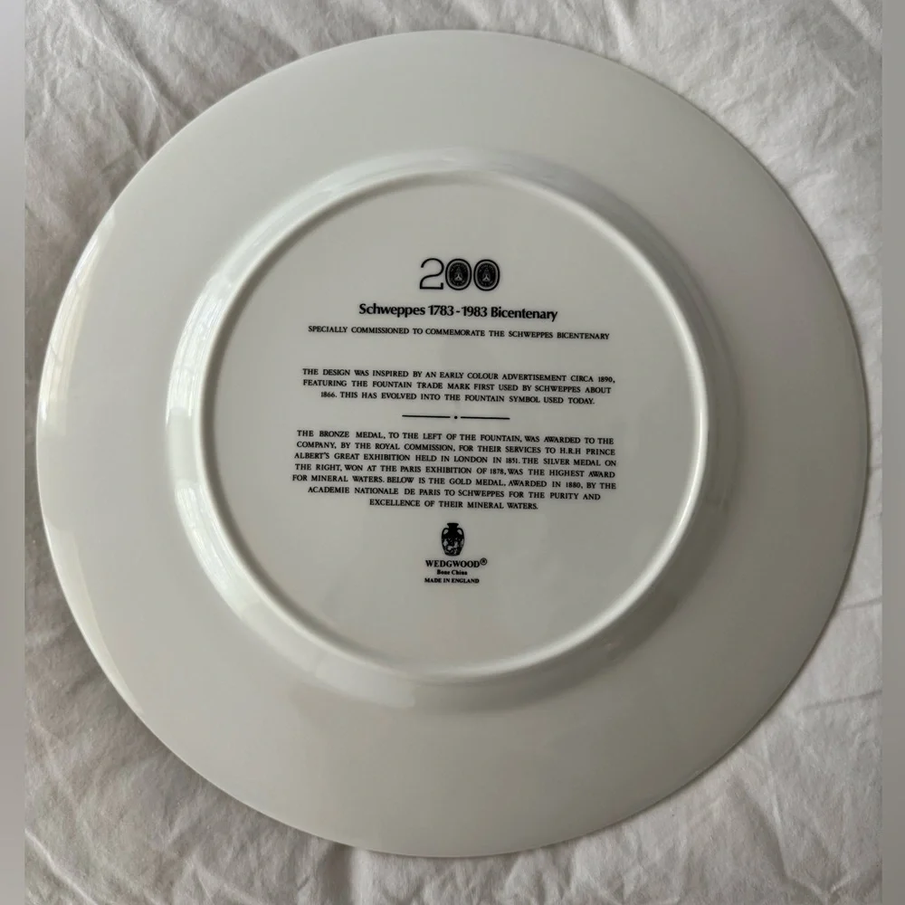 Wedgwood Schweppes 1773-1983 Bicentennial Commemorative Plate